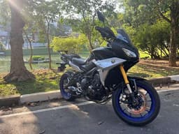 Foto 2 de YAMAHA MT-09 TRACER 900 GT 2025 — Urban Motors